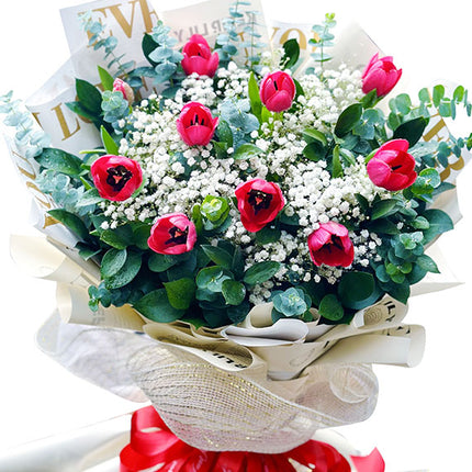 10 Red Tulips Bouquet Vietnam