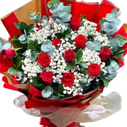 12 Red Roses For Women's Day Vietnam