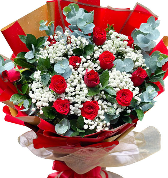 12 Red Roses For Women's Day Vietnam