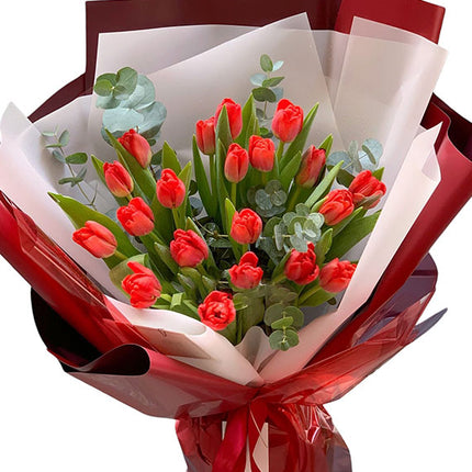 20 Red Tulips Bouquet Vietnam