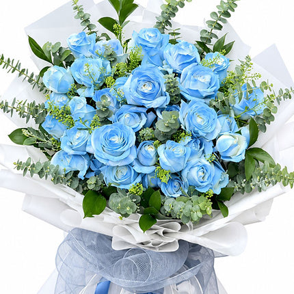 24 Blue Roses For Vietnamese Women's Day