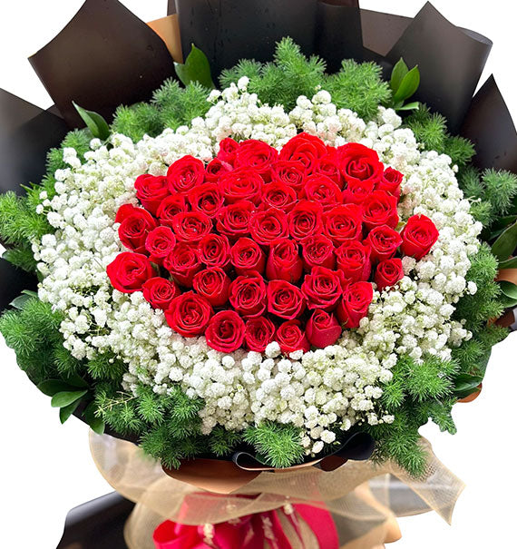 36 Red Roses For Women's Day Vietnam