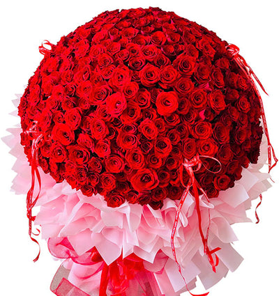 365 Red Roses Bouquet