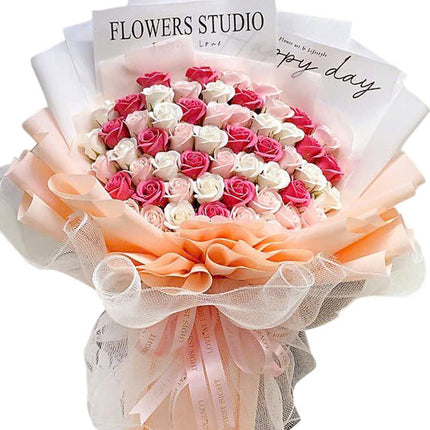 48 Mixed Waxed Roses Bouquet Vietnam