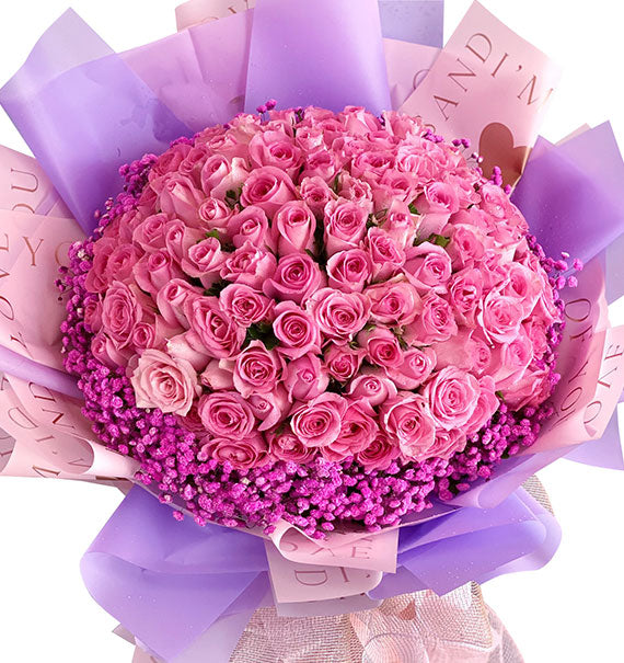 99 Pink Roses For Women's Day Vietnam