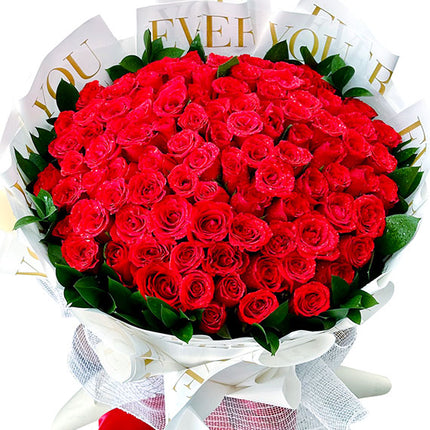 99 Red Roses For Women's Day Vietnam