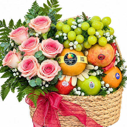 Beautiful Fruit Basket For Vietnamese Women’s Day