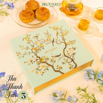 Brodard Mooncake Vietnam Pure Tranquility of Autumn #3