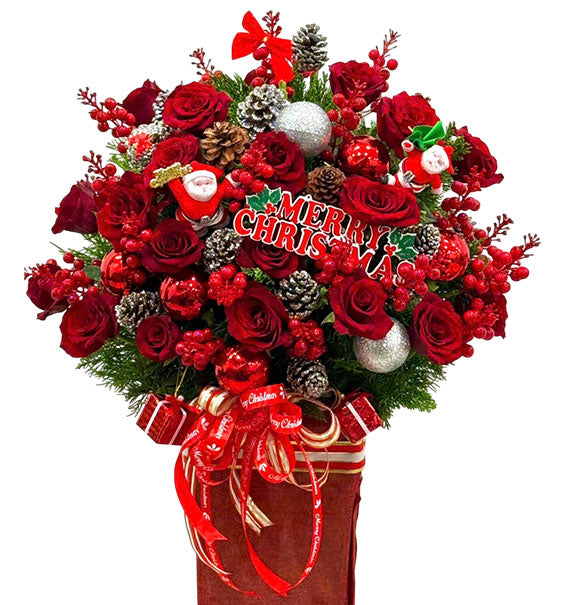 Christmas Tree With Red Rose Vietnam