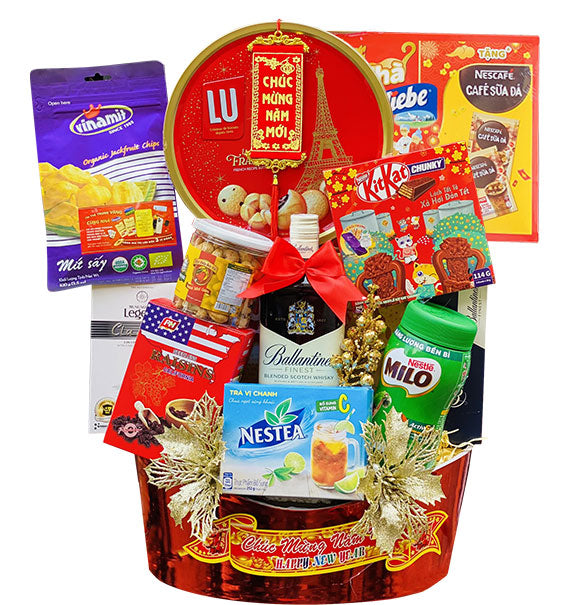 Deluxe Lunar New Year Delight Basket Vietnam