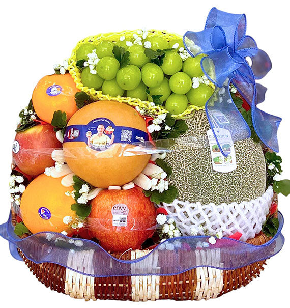 Fresh &amp; Lucky Tet Gift Basket Vietnam