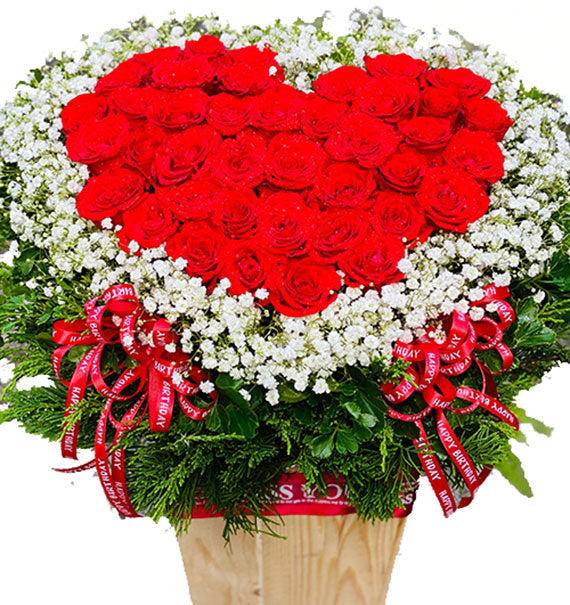 Heart-shaped Rose For Vietnamese Women's Day