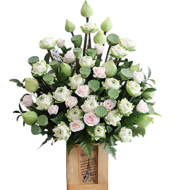 Lotus & Rose Basket Vietnam
