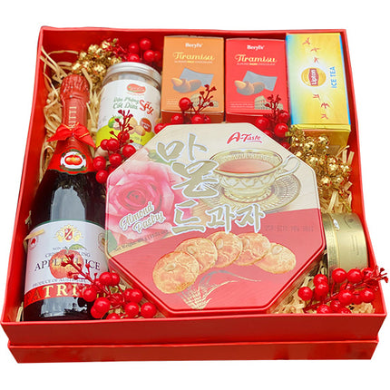 Lunar New Year Harmony Gift Box Vietnam
