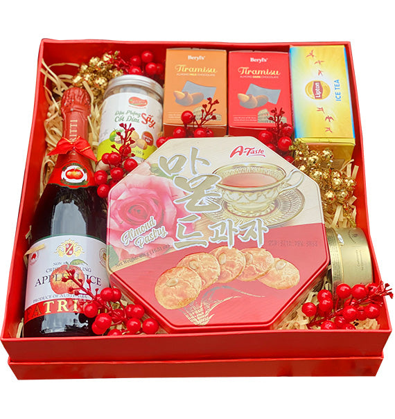 Lunar New Year Harmony Gift Box Vietnam