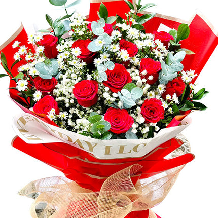 Mother's Day Bouquet of 12 Red Roses Vietnam