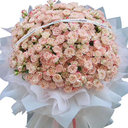 Pink Spray Rose Bouquet For Xmas Vietnam