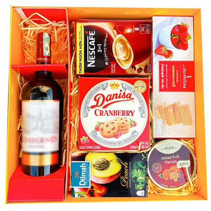 Prosperity in Bloom Tet Gift Box Vietnam