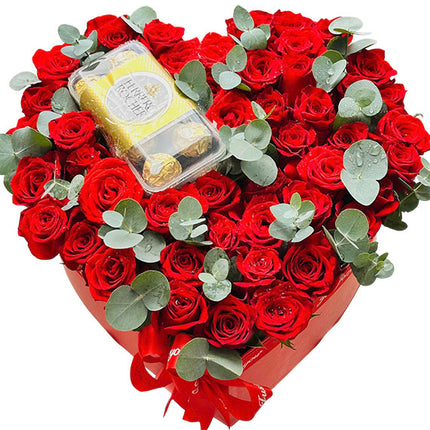 Red Rose and Chocolate Box For Vietnamese Women's Day