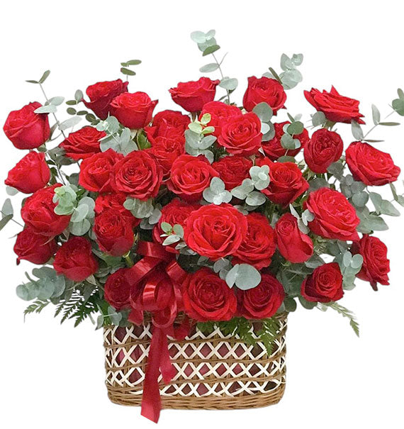 Red Rose Basket For Mother’s Day Vietnam