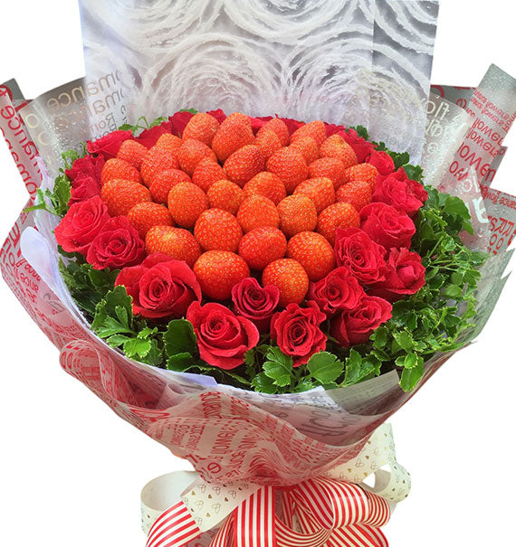 Strawberry & Rose Bouquet Vietnam