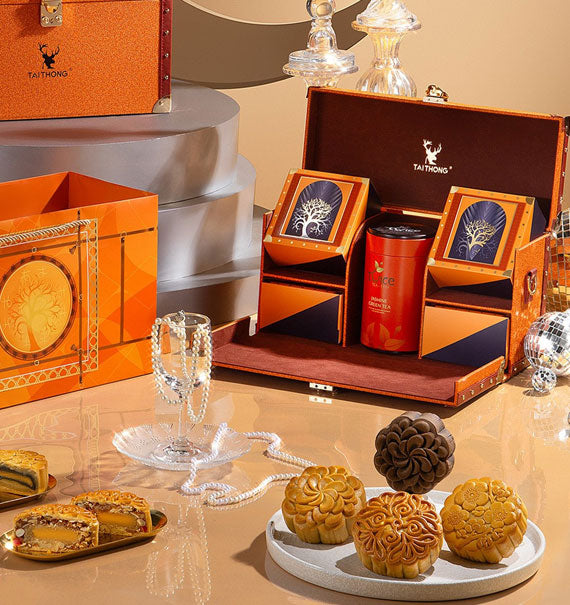 Tai Thong Mooncake Vietnam Timeless Trunk Set #5