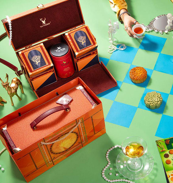 Tai Thong Mooncake Vietnam Timeless Trunk Set #7