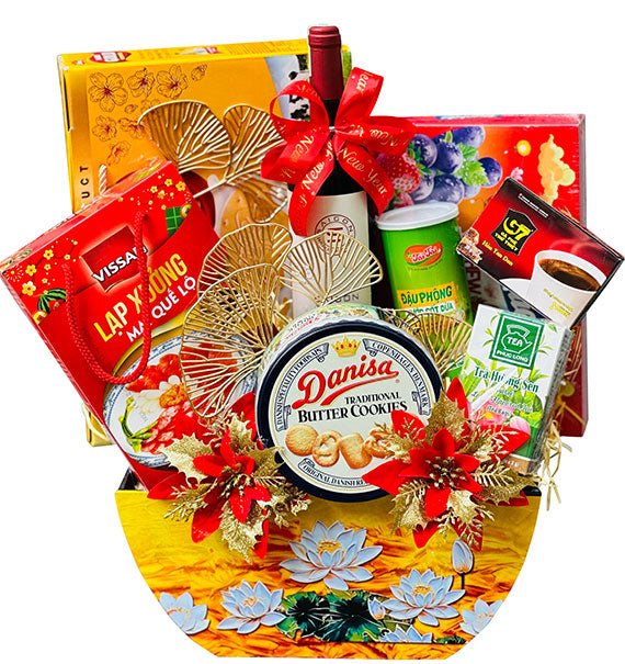 Tet Bloom & Bless Gift Basket Vietnam
