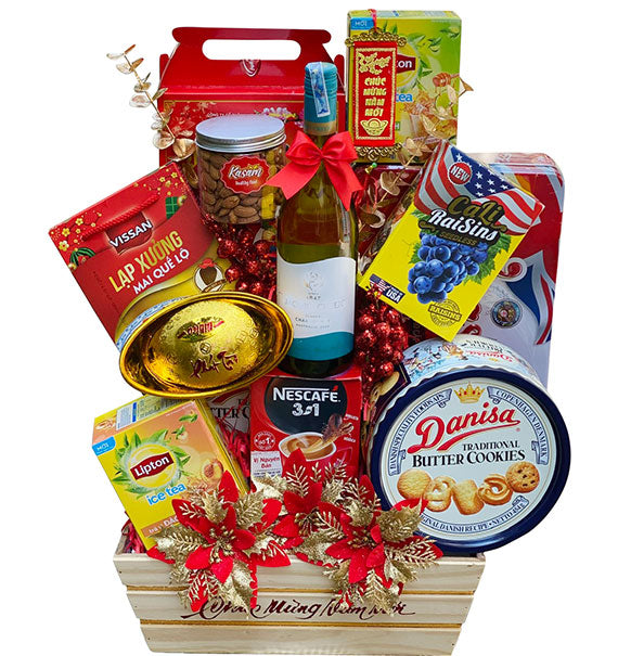 Tet Golden Luxe Hamper Basket Vietnam