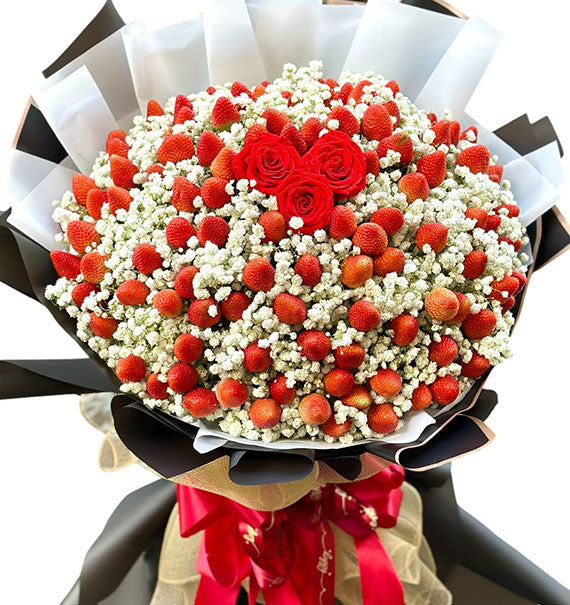 Thousand Kiss Strawberries Vietnam