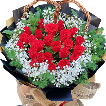 Valentine's Heart Rose Bouquet Vietnam