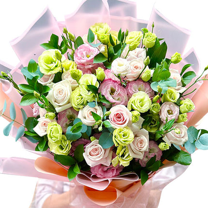Valentine's Rose Heartbeat Bouquet ietnam
