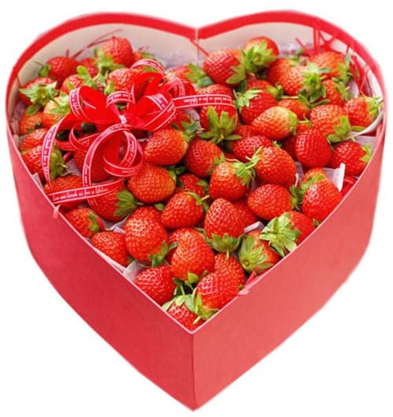 Valentine's Strawberry Heart Box Vietnam