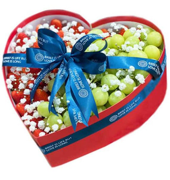 Valentine's Sweetheart Fruit Box Vietnam