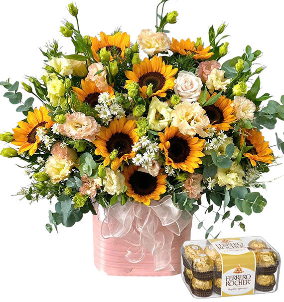 Women’s Day Elegant Blooms & Chocolate Gifts Vietnam