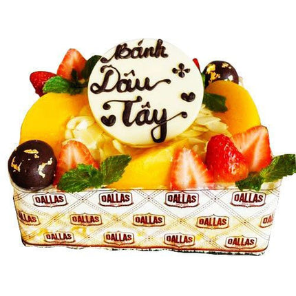 Yogurt Strawberry Cake