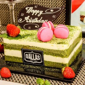 matcha dallas cake