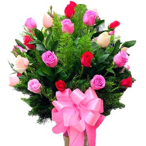 24-mixed-roses-in-vase