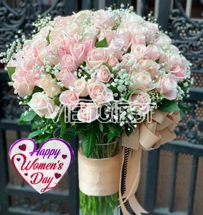 special flowers for women day 18