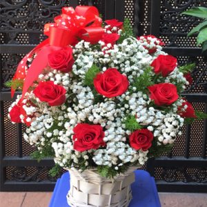 special flowers for women day 27