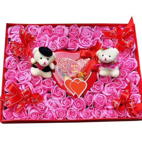 special-waxed-roses-valentine-04-not-fresh-roses
